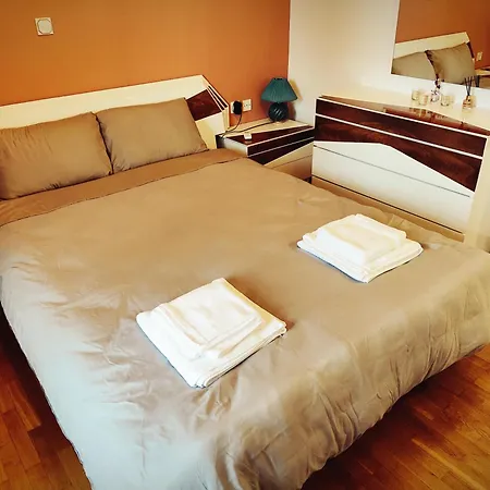 Of Silence Apartment *